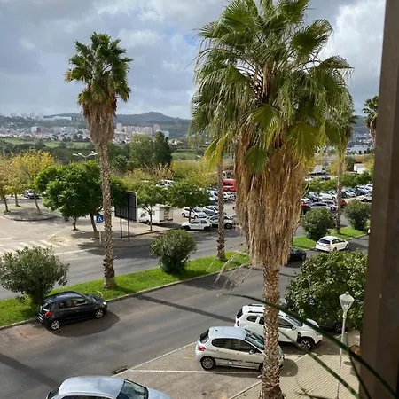 Infantado Avenida Das Descobertas N53 Portugal Loures