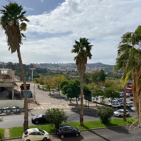Infantado Avenida Das Descobertas N53 Portugal Loures