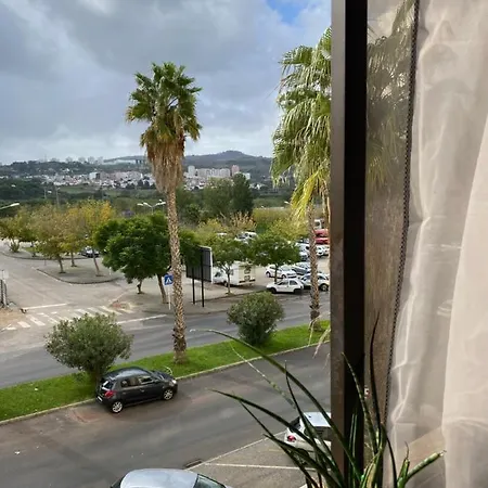Infantado Avenida Das Descobertas N53 Portugal Loures